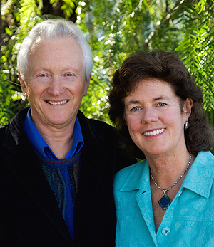 Theosophical Society - Corinne McLaughlin and Gordon Davidson Theosophical Society - Corinne McLaughlin and Gordon Davidson are coauthors of Spiritual Politics and Builders of the Dawn, and Gordon is author of the newly released Joyful Evolution. They are cofounders of the Center for Visionary Leadership, based in California and North Carolina, and of Sirius, a spiritual and ecological community in Massachusetts. Corinne coordinated a national task force for the President's Council on Sustainable Development. Gordon was the founding director of the Social Investment Forum and of Ceres, the Coalition for Environmentally Responsible Economies. Both are fellows of the World Business Academy and the Findhorn Foundation